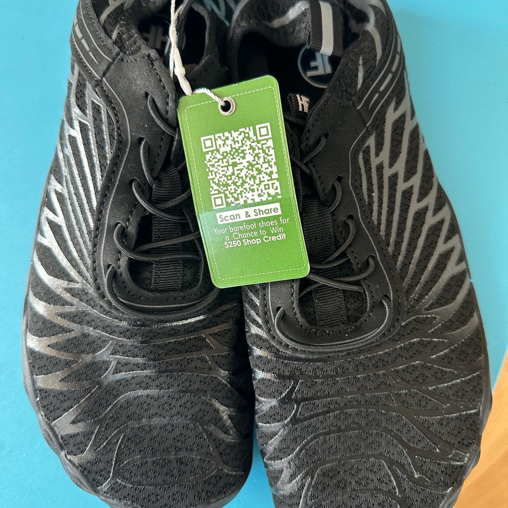Innovative Black Athletic Shoes for Women